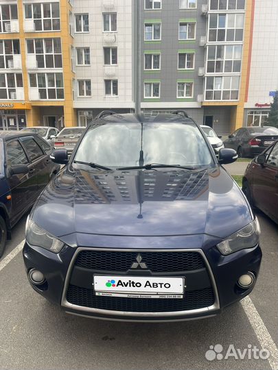 Mitsubishi Outlander 2.0 CVT, 2011, 268 348 км