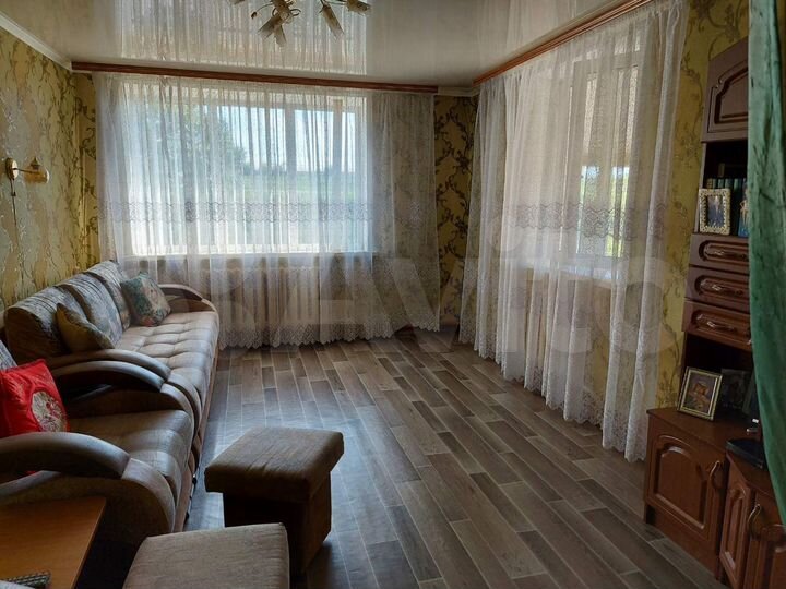 Дом 63,5 м² на участке 9 сот.