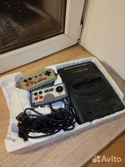 Игровая приставка лифа