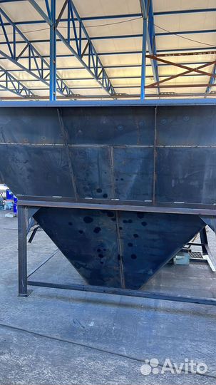 Бункера питания с ленточным питателем