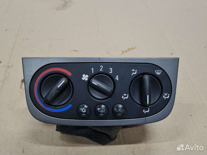 Блок управления печкой Опель Корса Ц Opel Corsa C