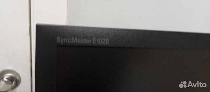 Монитор для компьютера