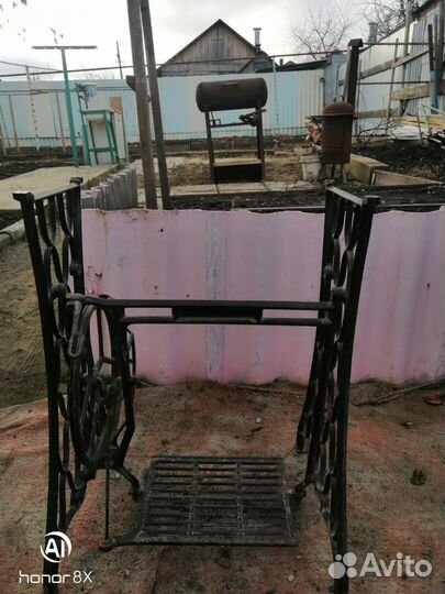 Станина от швейной машинки