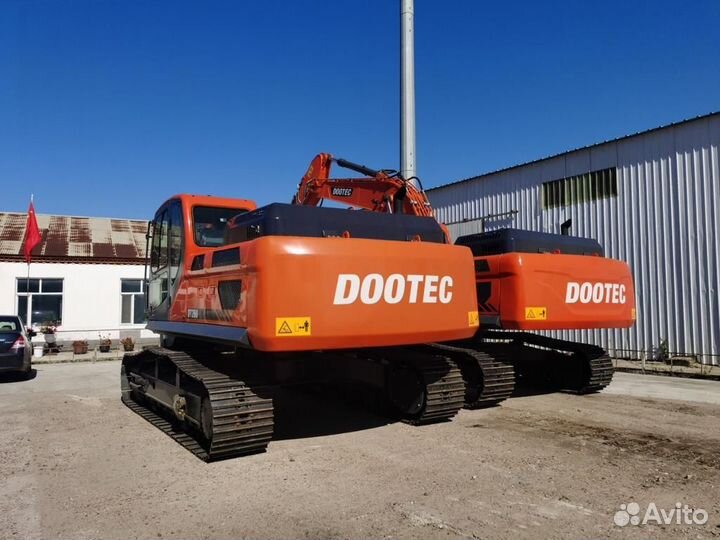 Гусеничный экскаватор Dootec DT-260, 2023