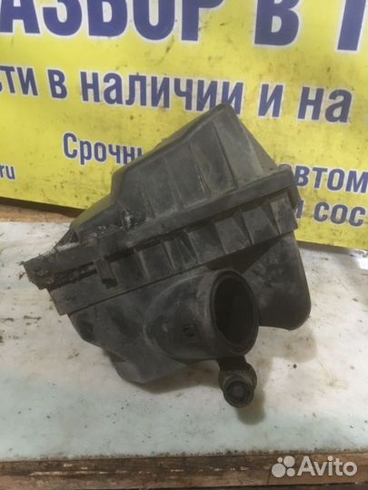 Корпус воздушного фильтра Opel Astra