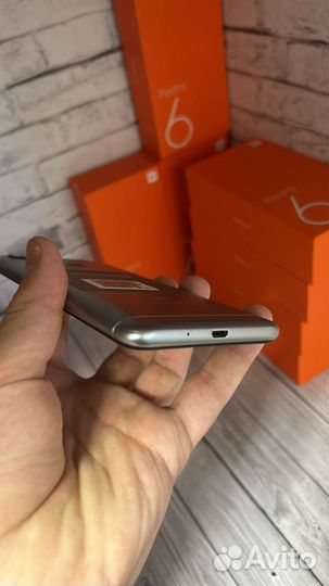 Xiaomi Redmi 6, 4/64 ГБ