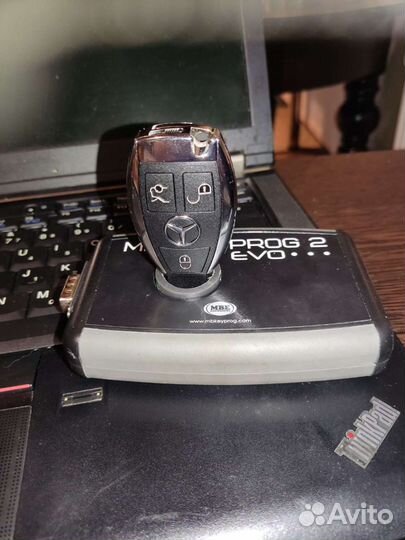 Ключ mercedes рыбка