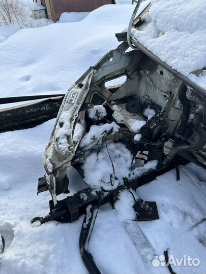 Передняя Четверть,Очечники фар Газель Соболь