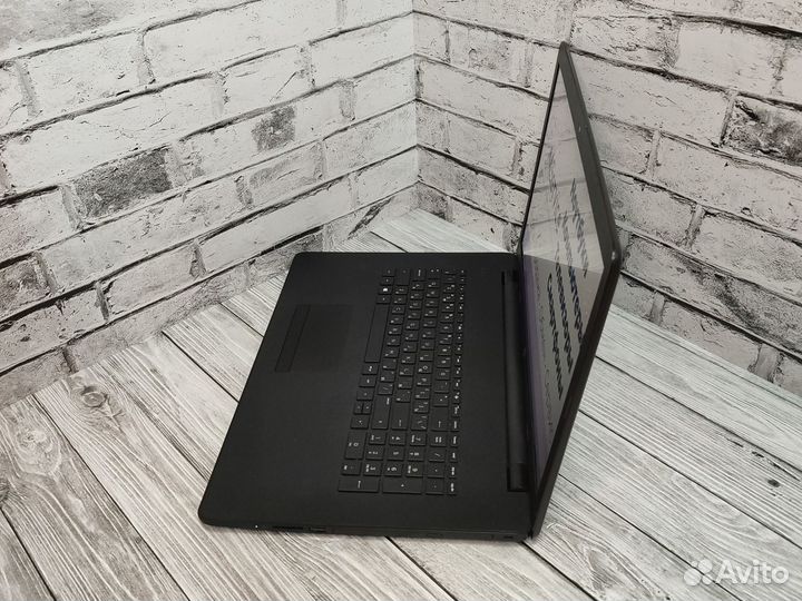 Игровой ноутбук N3710/AMD520-2Gb/8Gb/500Gb/17.3