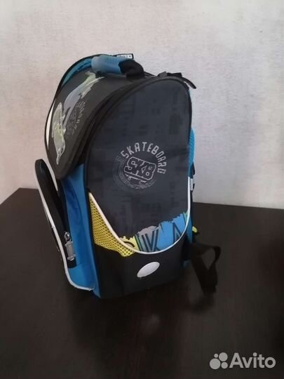 Школьный рюкзак