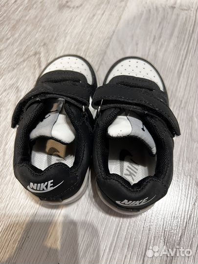 Кроссовки детские