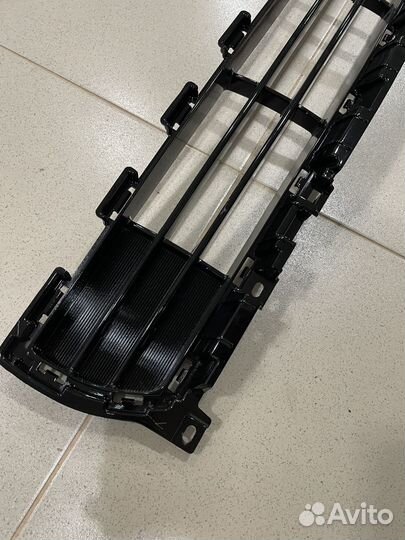 Нижняя решетка радиатора kia sportage 4