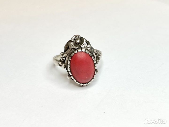 Серебряное кольцо