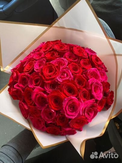 Букеты красных роз