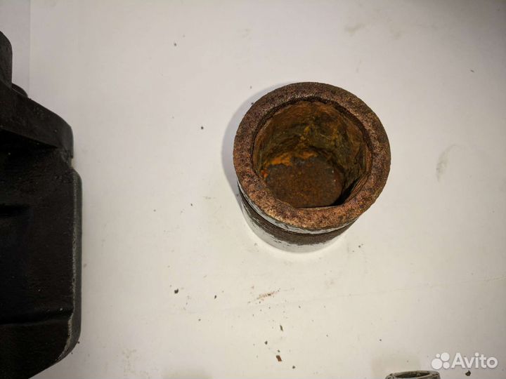 Тормозные суппорта (комплект) Pajero Sport 1