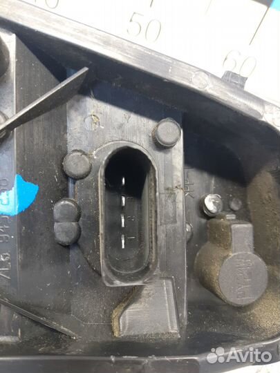 Б/У Плата фонаря наружнего правого Touareg#001