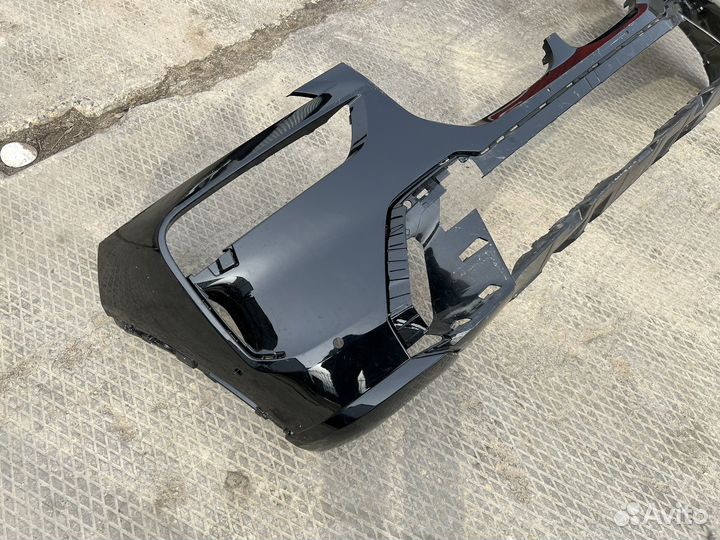 Передний бампер BMW G07 Lci