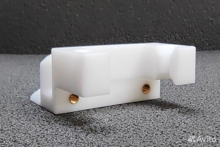 Изготовление деталей из пластиков по чертежам