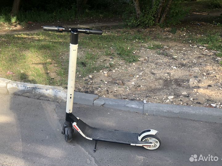 Электросамокат Ninebot KickScooter ES2/ES4