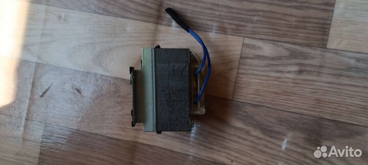 Понижающий трансформатор 230 12.5в