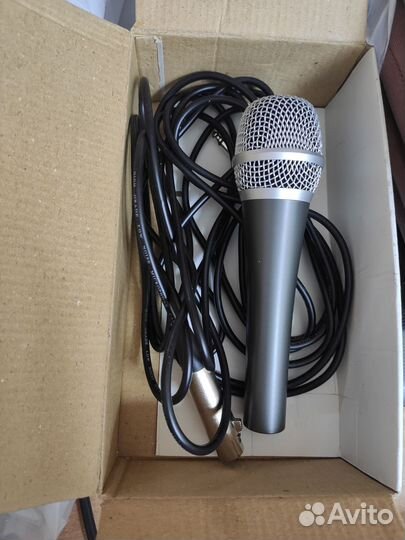 Микрофон динамический