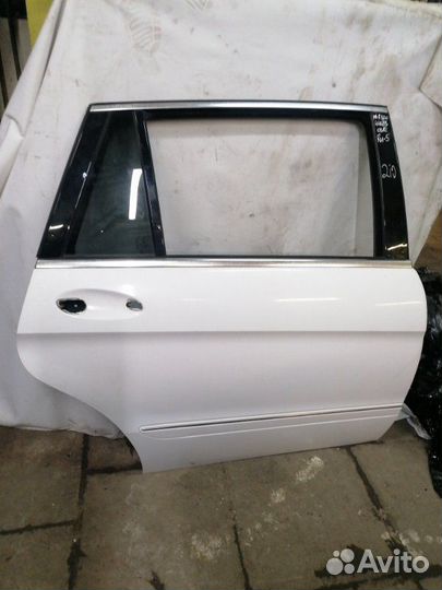 Дверь задняя правая Mercedes Benz R 320Cdi 4-Matik