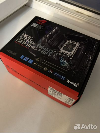 Материнская плата asus ROG Strix B660i WiFi