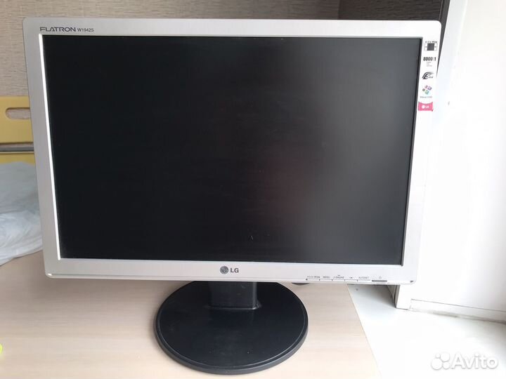 Монитор LG