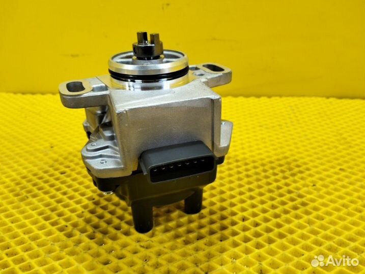 Трамблер Nissan Primera P11 GA15DE 2000