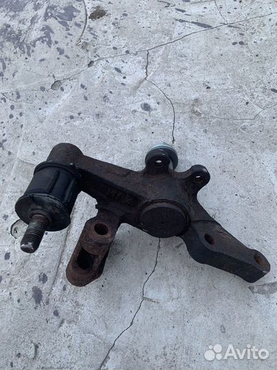 Цапфа задняя правая accent акцент