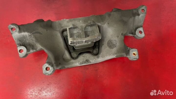 Подушка АКПП задняя Audi A6 C6 BDW 2.4 2004—2008