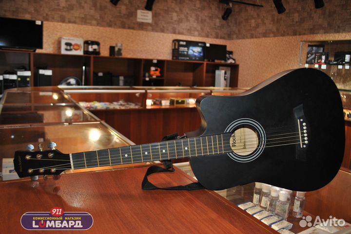 Акустическая гитара RockStar