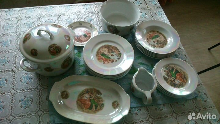 Сервиз столовый фарфоровый 