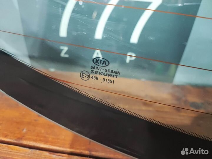 Стекло крышки багажника, заднее Kia Ceed 3 (CD) 18