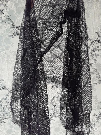 Вуальный шарф или платок