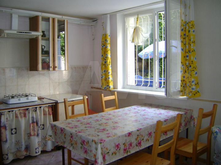 Комната 40 м², 1/3 эт.