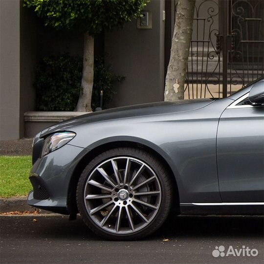 Крыло переднее левое стальное в цвет Mercedes