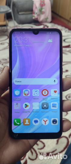 HUAWEI Y7 (2019), 4/64 ГБ