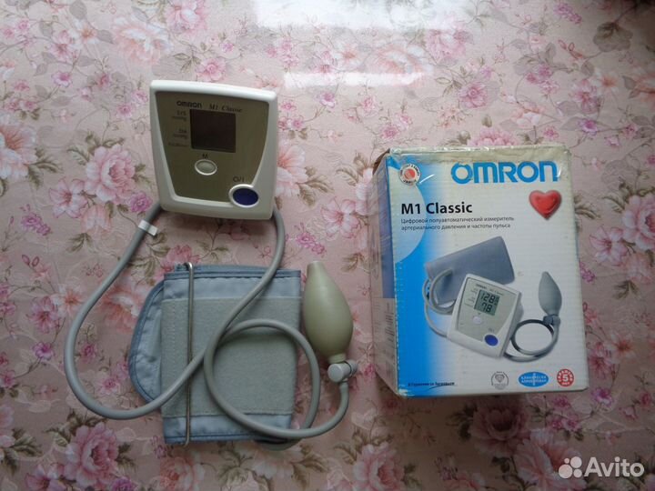 Цифровой полуавтоматический тонометр omron