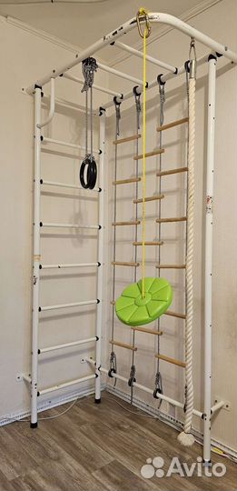 Шведская стенка с турником и брусьями бу