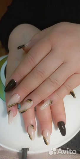 Маникюр педикюр