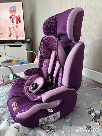 Автомобильное кресло