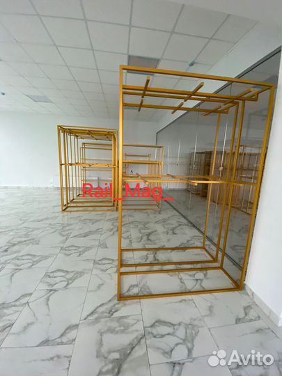 Держатель для одежды вешалка