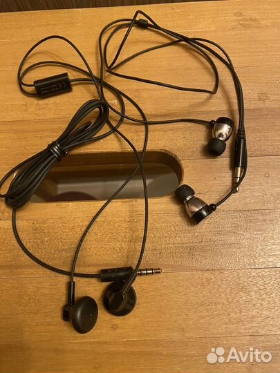 Микронаушники