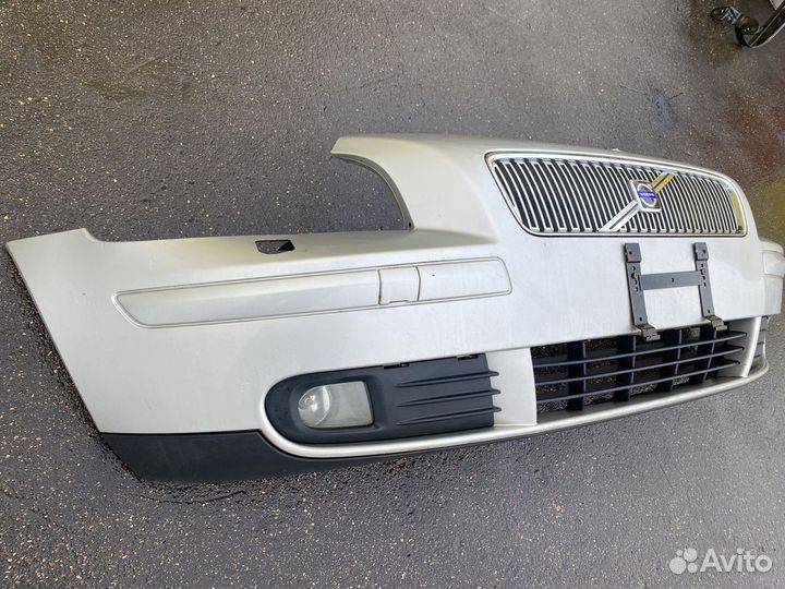 Бампер передний Volvo V50 MW