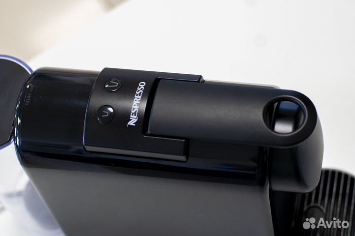 Капсульная кофемашина Nespresso DeLonghi EN85.B