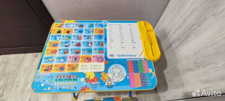 Детский столик и стульчик