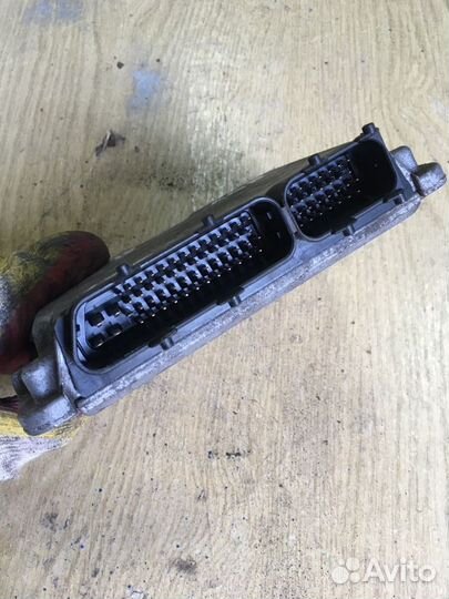 Эбу VW Golf lV 1.8 06A906018CL