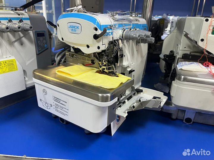 Оверлок Jack E4S-4-M03/333/Н/М