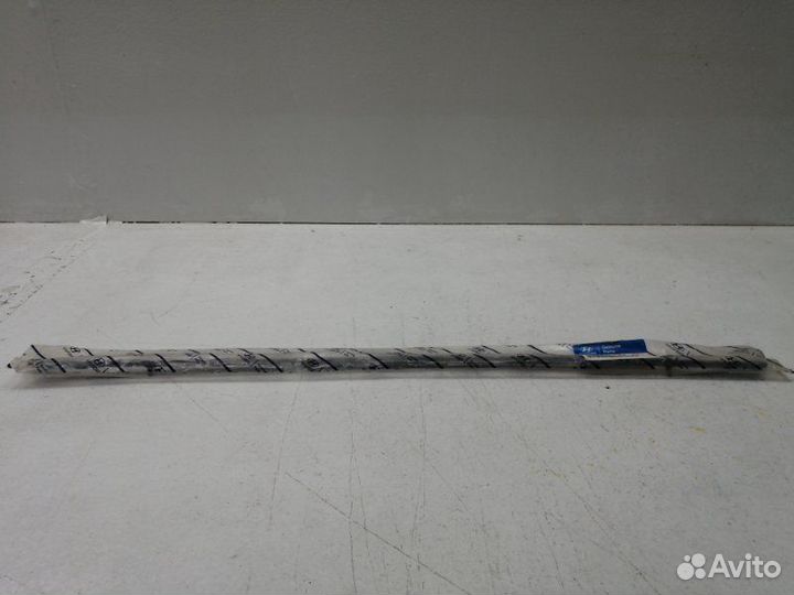 Молдинг лобового стекла передний левый Hyundai I30